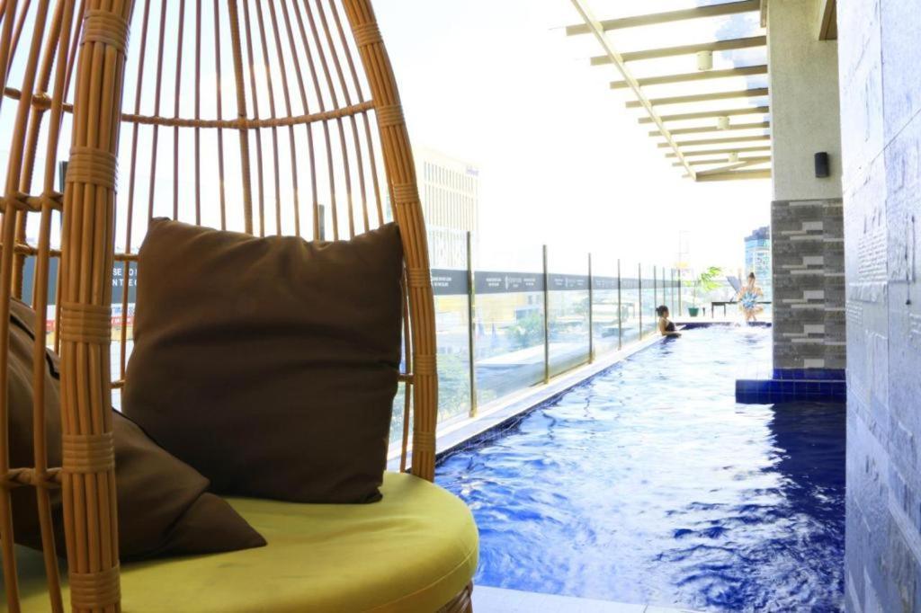 Joyful Hub With Netflix At Sunvida Aparthotel Cebu Exteriör bild